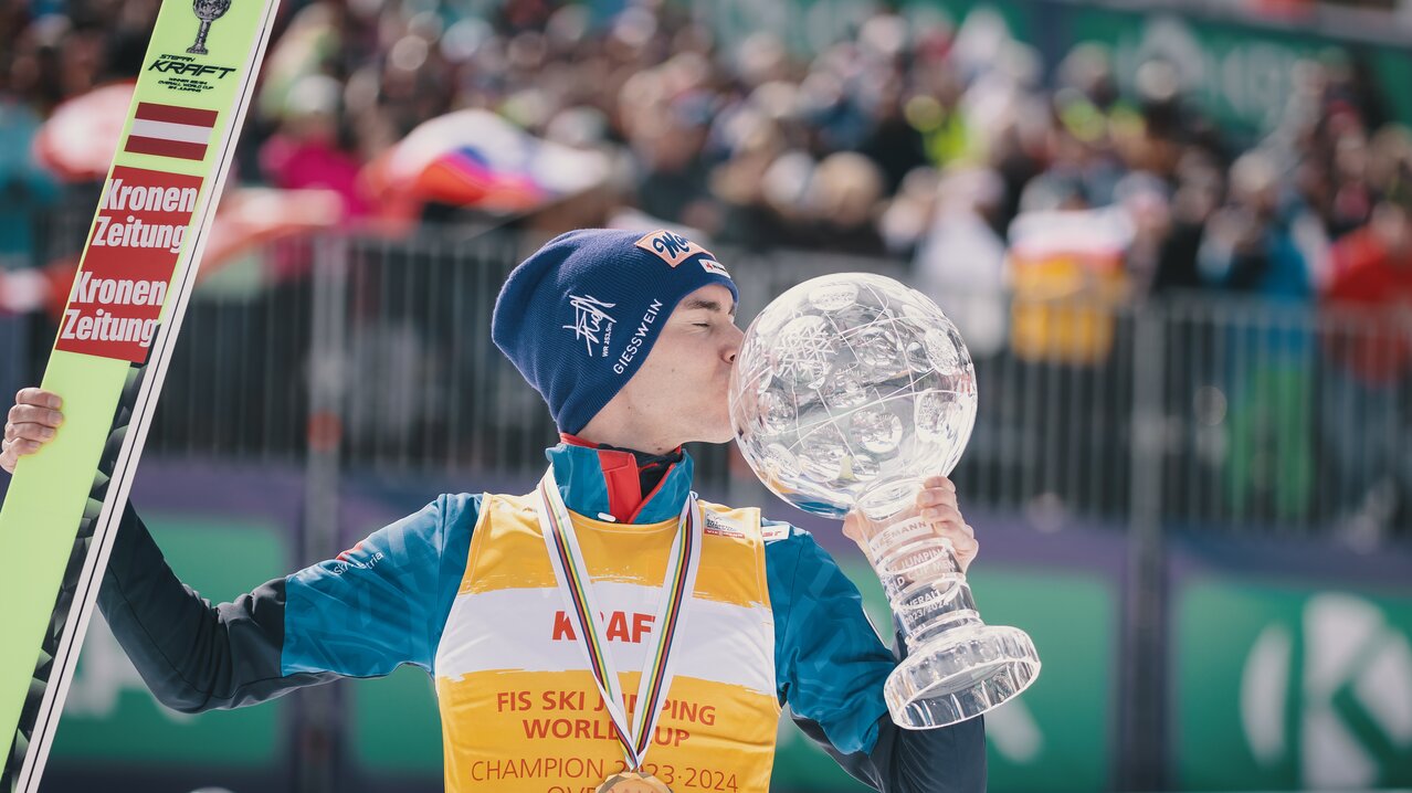 Planica Kraft Kugeln | © EXPA 